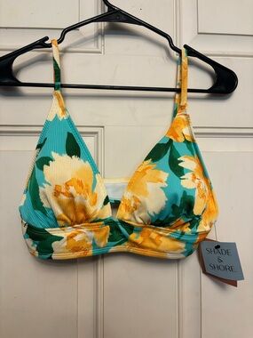 Shade and Shore Tropical Bikini Top 🏝️